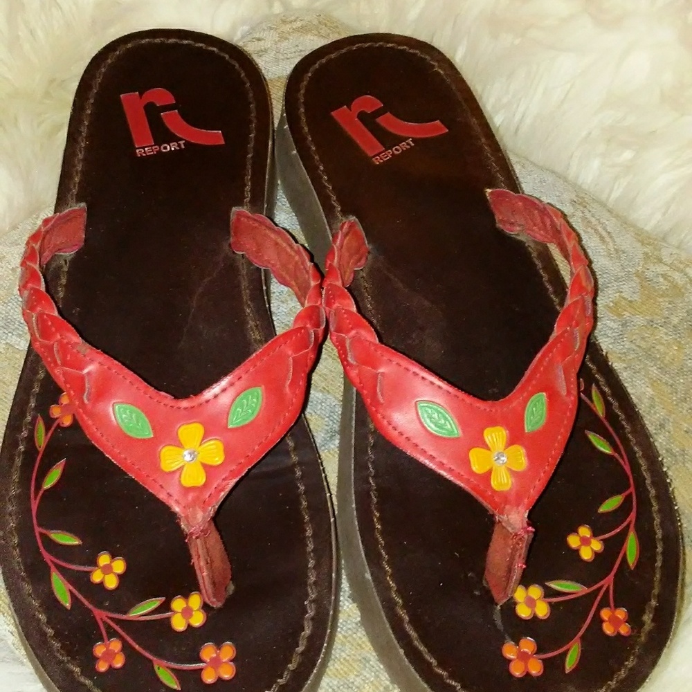 Report leather sandles/ flip flops